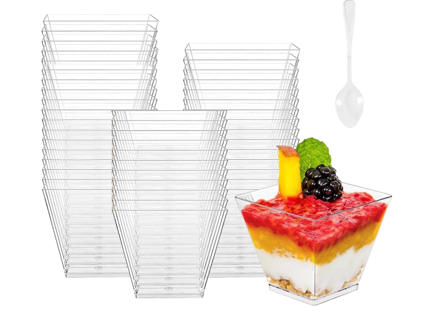 Lot de 50 Verres à Dessert de 60 ml, Avec 50 Cuillères à Dessert pour Pudding, Mousse, Crème Glacée, Gobelets à Dessert Carrés pour Anniversaire (Trasparente)